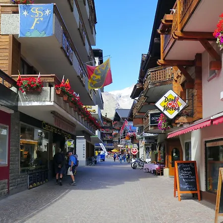 Appartamento Alphubel Peak & Unlimited Appartement-fewo Peak 04 By Interhome Saas-Fee